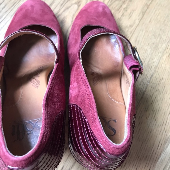 Wine colored Sofft heels - Picture 5 of 13